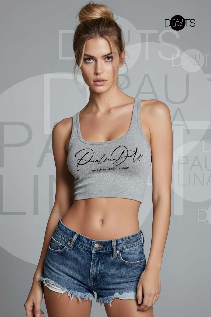 Modelo digital rubia de ojos azules con moño desenfadado, estilo corporativo contemporáneo y cercano, estética profesional natural para marcas modernas